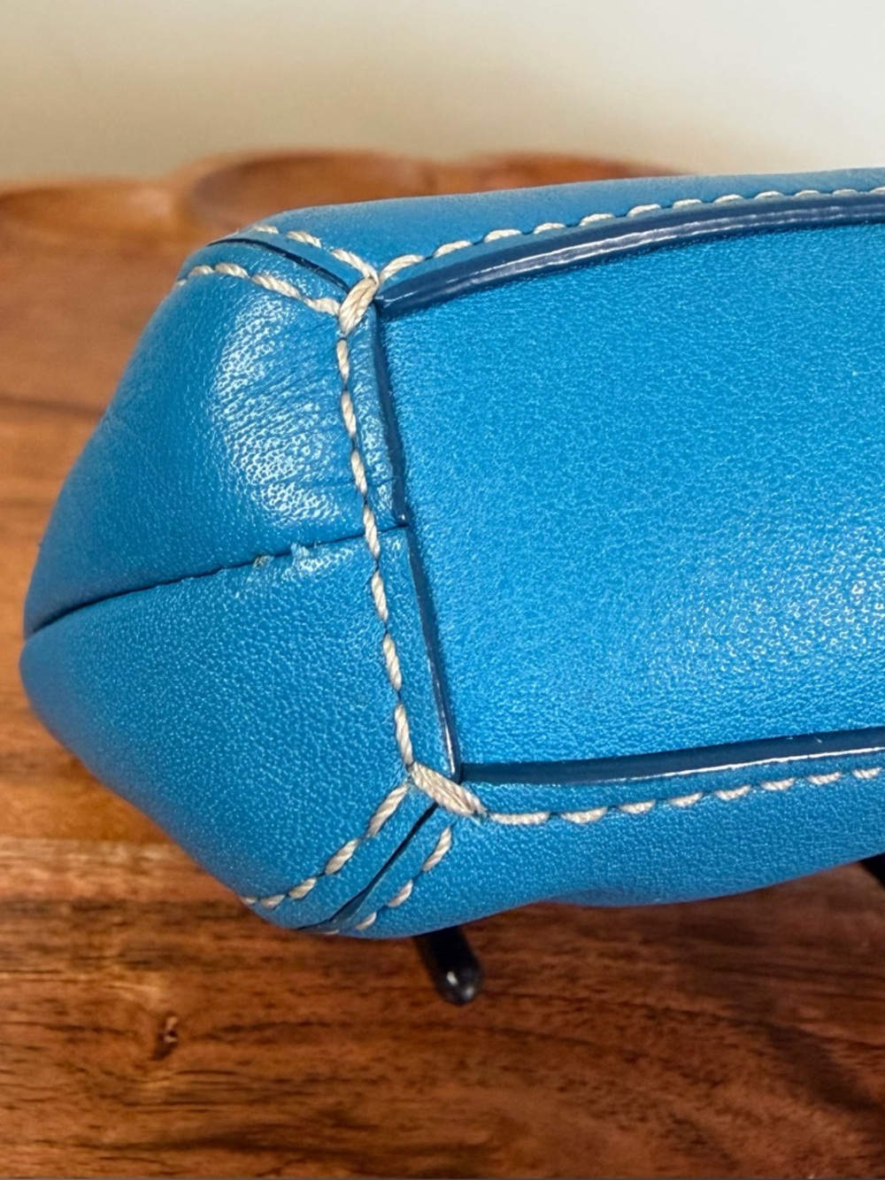 Coach Turquoise Blue Leather Wristlet Clutch EUC - Picture 13 of 16